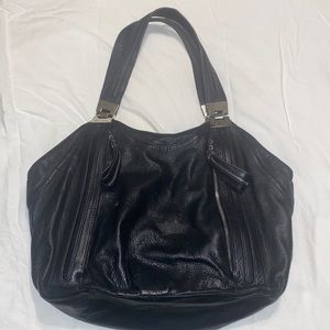 B Makowsky Pebble Leather black purse